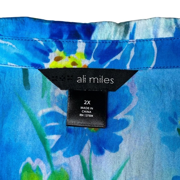 Ali Miles Plus Size 2X Artsy Colorful Butterfly Print Aqua Button Up Tunic Top - Picture 8 of 10